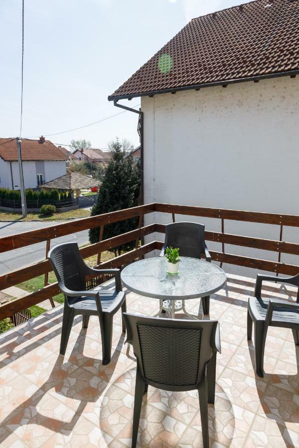 Apartmani Maraton Вуковар Екстериор снимка
