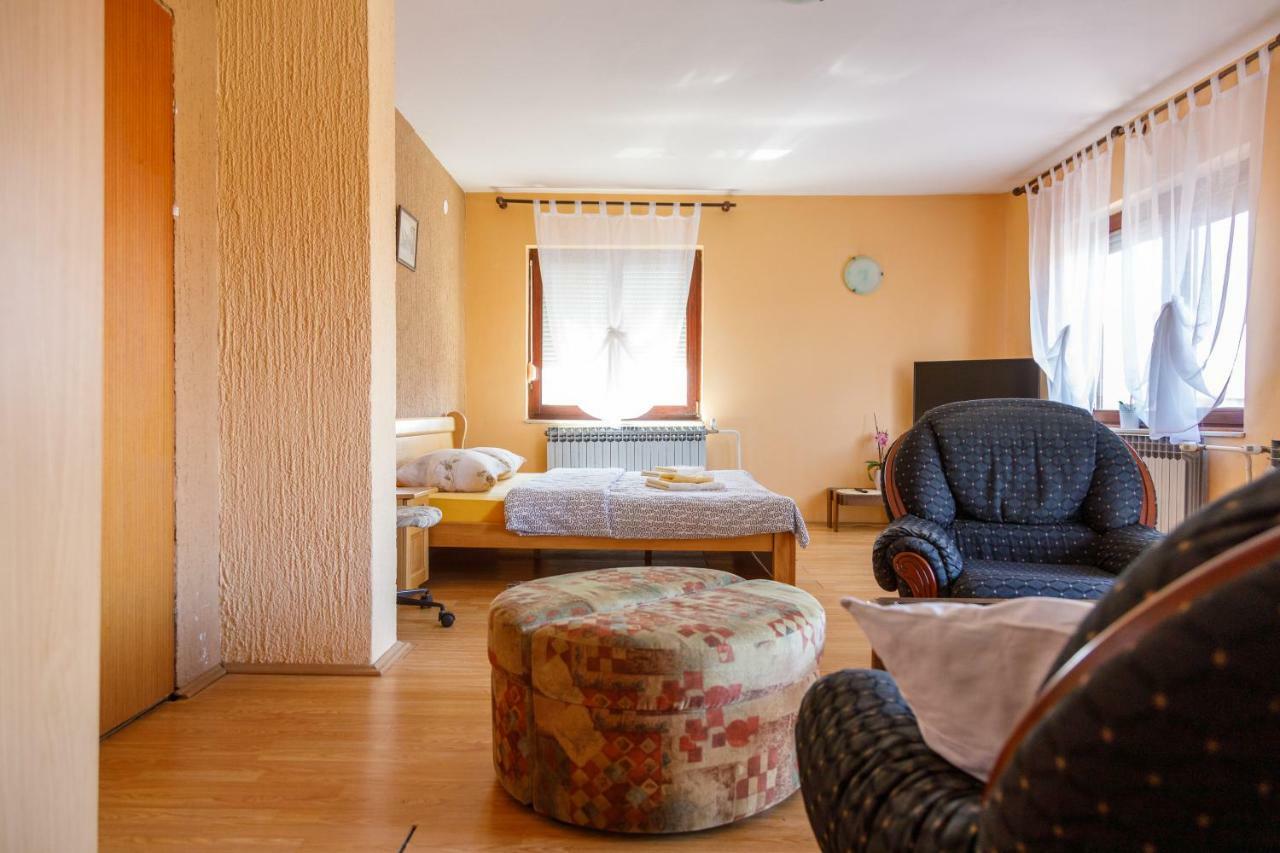 Apartmani Maraton Вуковар Екстериор снимка